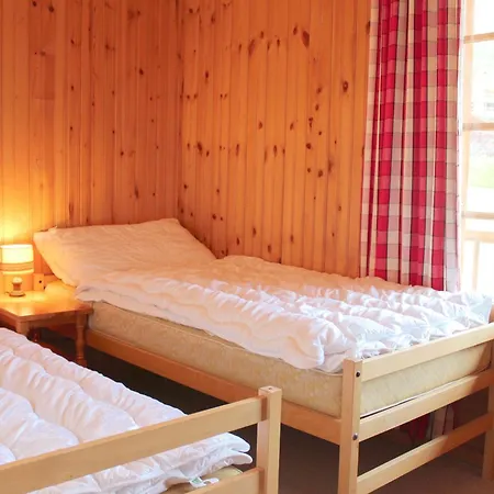 Chapon Joly 8 Personnes בקתה *